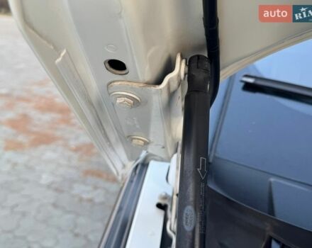 Білий Ленд Ровер Рендж Ровер Евок, об'ємом двигуна 2 л та пробігом 234 тис. км за 15300 $, фото 46 на Automoto.ua