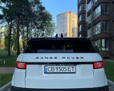 Білий Ленд Ровер Рендж Ровер Евок, об'ємом двигуна 2 л та пробігом 180 тис. км за 15900 $, фото 5 на Automoto.ua