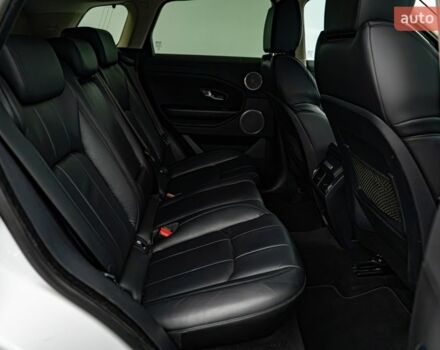 Белый Ленд Ровер Рендж Ровер Эвок, объемом двигателя 2.2 л и пробегом 113 тыс. км за 20724 $, фото 20 на Automoto.ua