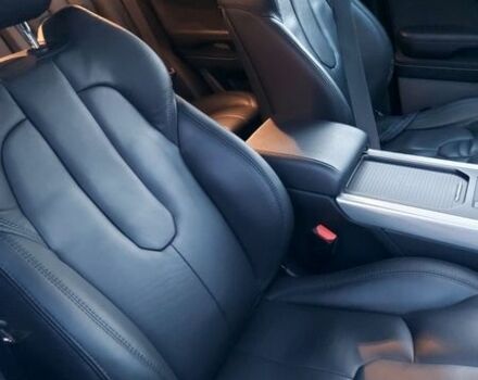 Белый Ленд Ровер Рендж Ровер Эвок, объемом двигателя 2.18 л и пробегом 197 тыс. км за 18300 $, фото 54 на Automoto.ua