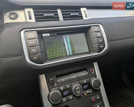 Белый Ленд Ровер Рендж Ровер Эвок, объемом двигателя 2 л и пробегом 161 тыс. км за 13500 $, фото 11 на Automoto.ua