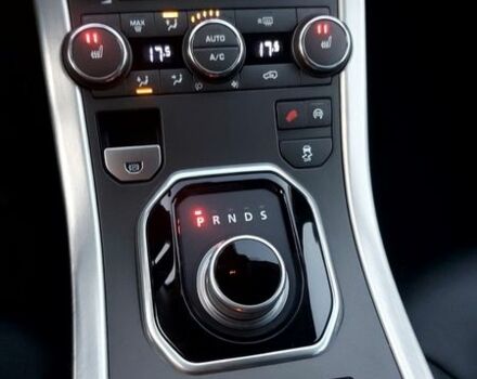 Белый Ленд Ровер Рендж Ровер Эвок, объемом двигателя 2.18 л и пробегом 197 тыс. км за 18300 $, фото 45 на Automoto.ua