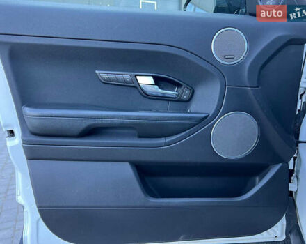 Белый Ленд Ровер Рендж Ровер Эвок, объемом двигателя 2 л и пробегом 84 тыс. км за 17800 $, фото 8 на Automoto.ua