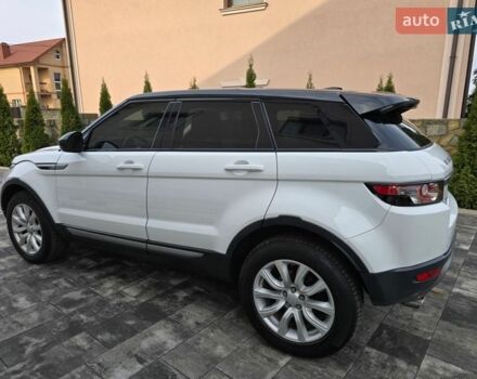 Білий Ленд Ровер Рендж Ровер Евок, об'ємом двигуна 2 л та пробігом 120 тис. км за 14600 $, фото 3 на Automoto.ua