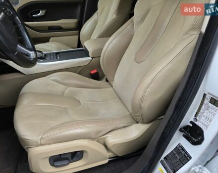 Білий Ленд Ровер Рендж Ровер Евок, об'ємом двигуна 2 л та пробігом 120 тис. км за 14600 $, фото 11 на Automoto.ua