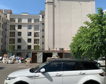 Білий Ленд Ровер Рендж Ровер Евок, об'ємом двигуна 2.2 л та пробігом 125 тис. км за 26000 $, фото 3 на Automoto.ua