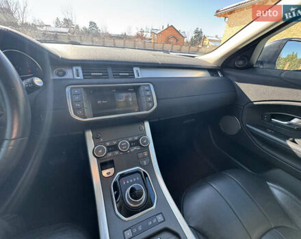 Белый Ленд Ровер Рендж Ровер Эвок, объемом двигателя 2.18 л и пробегом 114 тыс. км за 20000 $, фото 12 на Automoto.ua