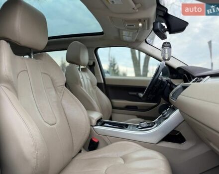 Белый Ленд Ровер Рендж Ровер Эвок, объемом двигателя 2 л и пробегом 133 тыс. км за 19800 $, фото 27 на Automoto.ua