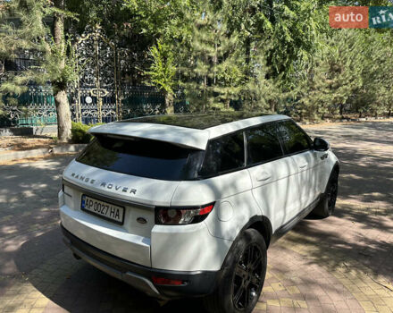 Білий Ленд Ровер Рендж Ровер Евок, об'ємом двигуна 2 л та пробігом 150 тис. км за 17499 $, фото 6 на Automoto.ua