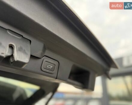 Белый Ленд Ровер Рендж Ровер Эвок, объемом двигателя 2 л и пробегом 133 тыс. км за 19800 $, фото 30 на Automoto.ua