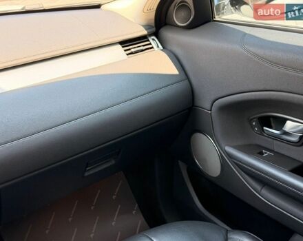Білий Ленд Ровер Рендж Ровер Евок, об'ємом двигуна 2.18 л та пробігом 80 тис. км за 22900 $, фото 19 на Automoto.ua