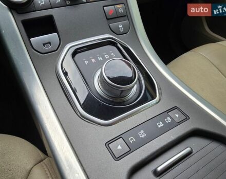 Білий Ленд Ровер Рендж Ровер Евок, об'ємом двигуна 2 л та пробігом 120 тис. км за 14600 $, фото 21 на Automoto.ua