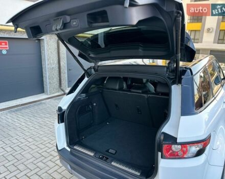 Белый Ленд Ровер Рендж Ровер Эвок, объемом двигателя 2 л и пробегом 85 тыс. км за 16999 $, фото 40 на Automoto.ua