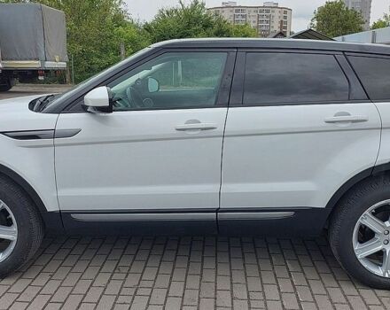 Білий Ленд Ровер Рендж Ровер Евок, об'ємом двигуна 2 л та пробігом 187 тис. км за 12700 $, фото 15 на Automoto.ua