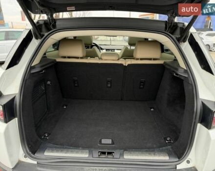 Белый Ленд Ровер Рендж Ровер Эвок, объемом двигателя 2 л и пробегом 133 тыс. км за 19800 $, фото 29 на Automoto.ua