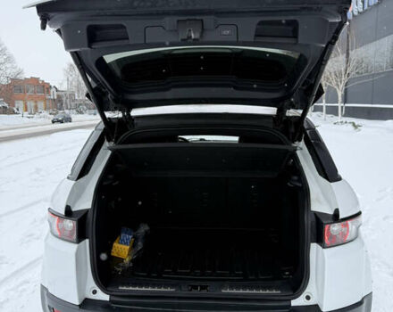 Білий Ленд Ровер Рендж Ровер Евок, об'ємом двигуна 2 л та пробігом 149 тис. км за 17500 $, фото 34 на Automoto.ua