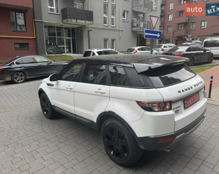 Белый Ленд Ровер Рендж Ровер Эвок, объемом двигателя 2 л и пробегом 149 тыс. км за 19500 $, фото 12 на Automoto.ua