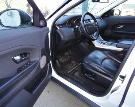 Білий Ленд Ровер Рендж Ровер Евок, об'ємом двигуна 2.2 л та пробігом 148 тис. км за 19999 $, фото 11 на Automoto.ua