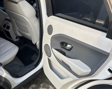 Білий Ленд Ровер Рендж Ровер Евок, об'ємом двигуна 2 л та пробігом 150 тис. км за 17500 $, фото 16 на Automoto.ua