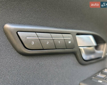 Белый Ленд Ровер Рендж Ровер Эвок, объемом двигателя 2 л и пробегом 161 тыс. км за 13500 $, фото 14 на Automoto.ua