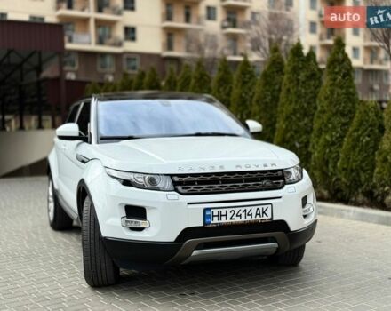 Белый Ленд Ровер Рендж Ровер Эвок, объемом двигателя 2.18 л и пробегом 87 тыс. км за 21000 $, фото 2 на Automoto.ua
