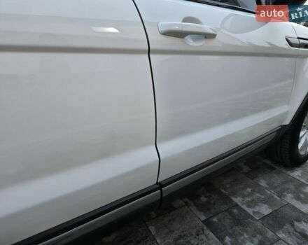 Білий Ленд Ровер Рендж Ровер Евок, об'ємом двигуна 2 л та пробігом 120 тис. км за 14600 $, фото 63 на Automoto.ua