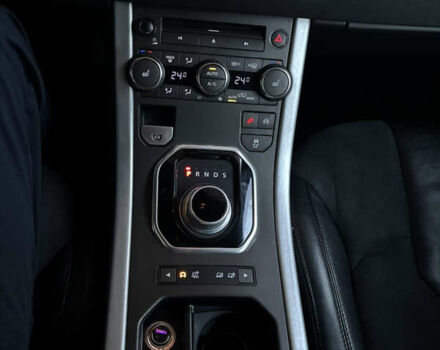 Білий Ленд Ровер Рендж Ровер Евок, об'ємом двигуна 2 л та пробігом 239 тис. км за 16000 $, фото 27 на Automoto.ua