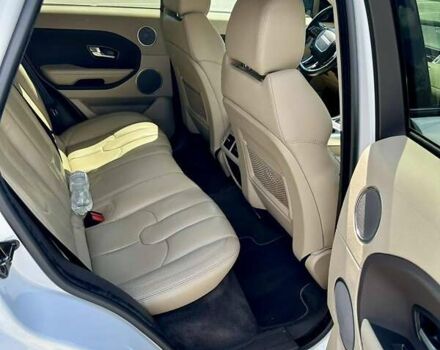 Білий Ленд Ровер Рендж Ровер Евок, об'ємом двигуна 2 л та пробігом 130 тис. км за 18000 $, фото 33 на Automoto.ua