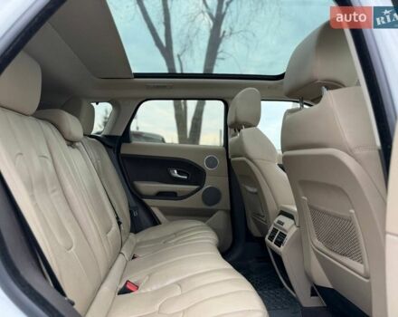 Белый Ленд Ровер Рендж Ровер Эвок, объемом двигателя 2 л и пробегом 133 тыс. км за 19800 $, фото 23 на Automoto.ua