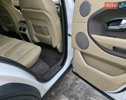 Білий Ленд Ровер Рендж Ровер Евок, об'ємом двигуна 2 л та пробігом 120 тис. км за 14600 $, фото 34 на Automoto.ua