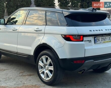 Білий Ленд Ровер Рендж Ровер Евок, об'ємом двигуна 2 л та пробігом 234 тис. км за 15300 $, фото 7 на Automoto.ua