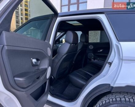 Белый Ленд Ровер Рендж Ровер Эвок, объемом двигателя 2 л и пробегом 85 тыс. км за 16999 $, фото 24 на Automoto.ua