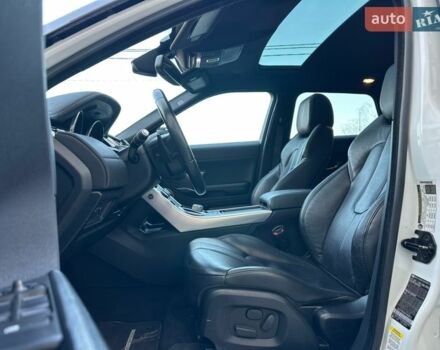 Белый Ленд Ровер Рендж Ровер Эвок, объемом двигателя 2 л и пробегом 85 тыс. км за 16999 $, фото 22 на Automoto.ua