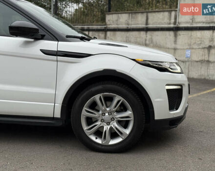 Ленд Ровер Рендж Ровер Эвок 2015 в Ровно на Automoto.ua Белый Ленд Ровер Рендж Ровер Эвок, объемом двигателя 2.2 л и пробегом 130 тыс. км за 24850 $, фото 39 на Automoto.ua