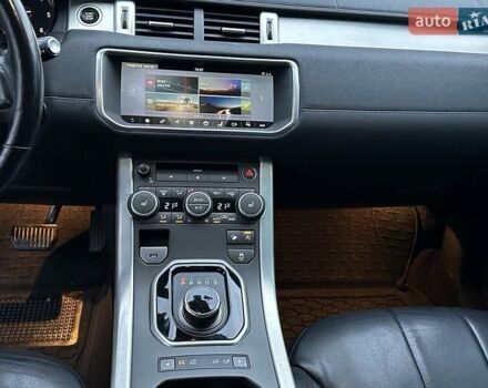 Білий Ленд Ровер Рендж Ровер Евок, об'ємом двигуна 2 л та пробігом 88 тис. км за 19999 $, фото 39 на Automoto.ua