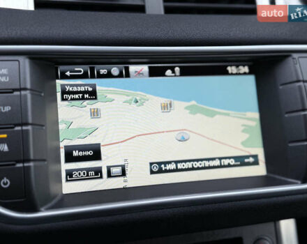 Білий Ленд Ровер Рендж Ровер Евок, об'ємом двигуна 2.18 л та пробігом 185 тис. км за 21000 $, фото 23 на Automoto.ua