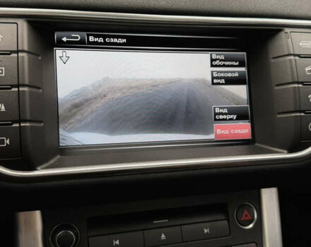 Білий Ленд Ровер Рендж Ровер Евок, об'ємом двигуна 2 л та пробігом 122 тис. км за 26999 $, фото 21 на Automoto.ua