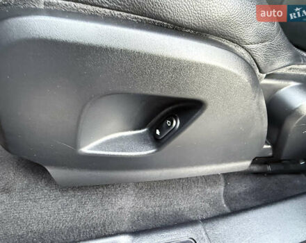 Білий Ленд Ровер Рендж Ровер Евок, об'ємом двигуна 2.18 л та пробігом 185 тис. км за 21000 $, фото 65 на Automoto.ua