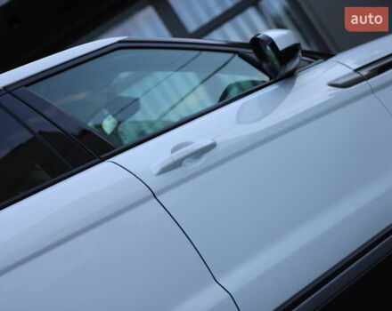 Білий Ленд Ровер Рендж Ровер Евок, об'ємом двигуна 2.2 л та пробігом 94 тис. км за 23899 $, фото 59 на Automoto.ua