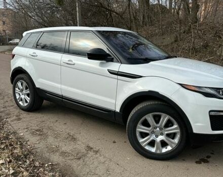 Белый Ленд Ровер Рендж Ровер Эвок, объемом двигателя 2 л и пробегом 100 тыс. км за 19800 $, фото 1 на Automoto.ua