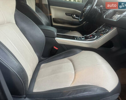 Белый Ленд Ровер Рендж Ровер Эвок, объемом двигателя 2 л и пробегом 150 тыс. км за 14800 $, фото 41 на Automoto.ua