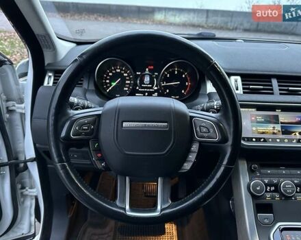 Білий Ленд Ровер Рендж Ровер Евок, об'ємом двигуна 2 л та пробігом 88 тис. км за 19999 $, фото 58 на Automoto.ua