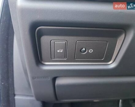 Белый Ленд Ровер Рендж Ровер Эвок, объемом двигателя 2.18 л и пробегом 82 тыс. км за 25300 $, фото 25 на Automoto.ua