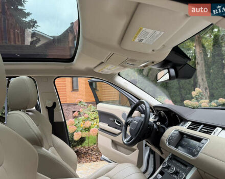 Белый Ленд Ровер Рендж Ровер Эвок, объемом двигателя 2 л и пробегом 56 тыс. км за 21300 $, фото 26 на Automoto.ua