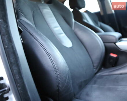 Білий Ленд Ровер Рендж Ровер Евок, об'ємом двигуна 2.2 л та пробігом 94 тис. км за 23899 $, фото 93 на Automoto.ua