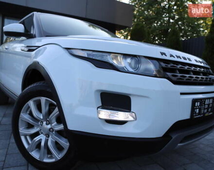 Білий Ленд Ровер Рендж Ровер Евок, об'ємом двигуна 2.2 л та пробігом 94 тис. км за 23899 $, фото 27 на Automoto.ua