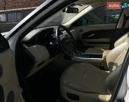 Білий Ленд Ровер Рендж Ровер Евок, об'ємом двигуна 2 л та пробігом 184 тис. км за 18780 $, фото 13 на Automoto.ua