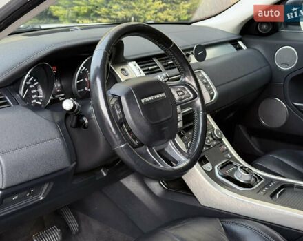 Білий Ленд Ровер Рендж Ровер Евок, об'ємом двигуна 2.18 л та пробігом 185 тис. км за 21000 $, фото 70 на Automoto.ua