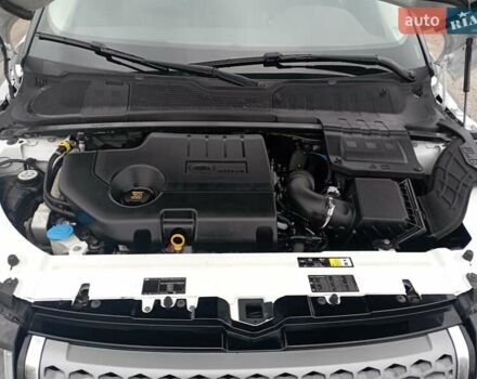 Білий Ленд Ровер Рендж Ровер Евок, об'ємом двигуна 2 л та пробігом 167 тис. км за 20700 $, фото 10 на Automoto.ua