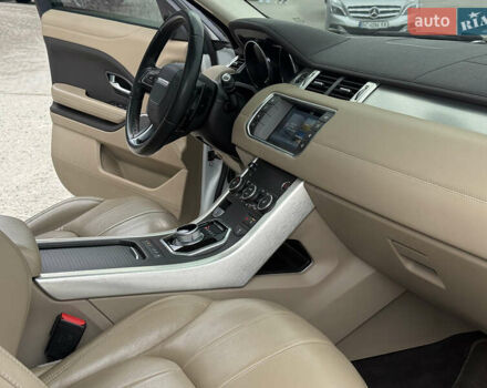 Білий Ленд Ровер Рендж Ровер Евок, об'ємом двигуна 2 л та пробігом 68 тис. км за 20990 $, фото 19 на Automoto.ua